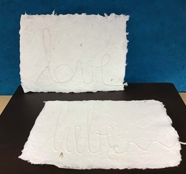 Handgeschöpftes Papier
