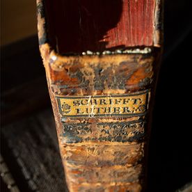 Reparatur antiquarischer Bücher